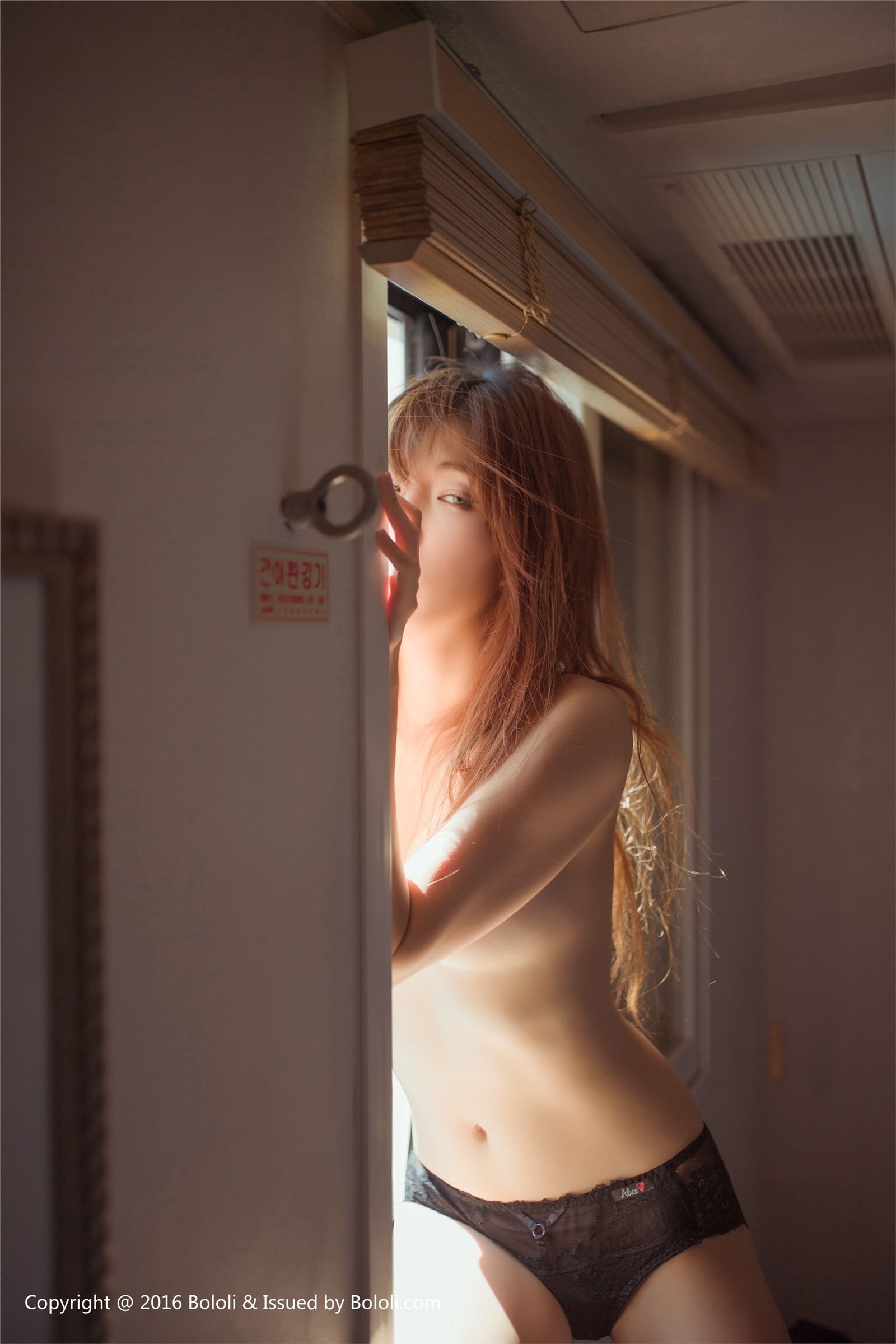 [BoLoli波萝社]2017.06.26 Vol.074 kboraの黑白诱惑 kbora